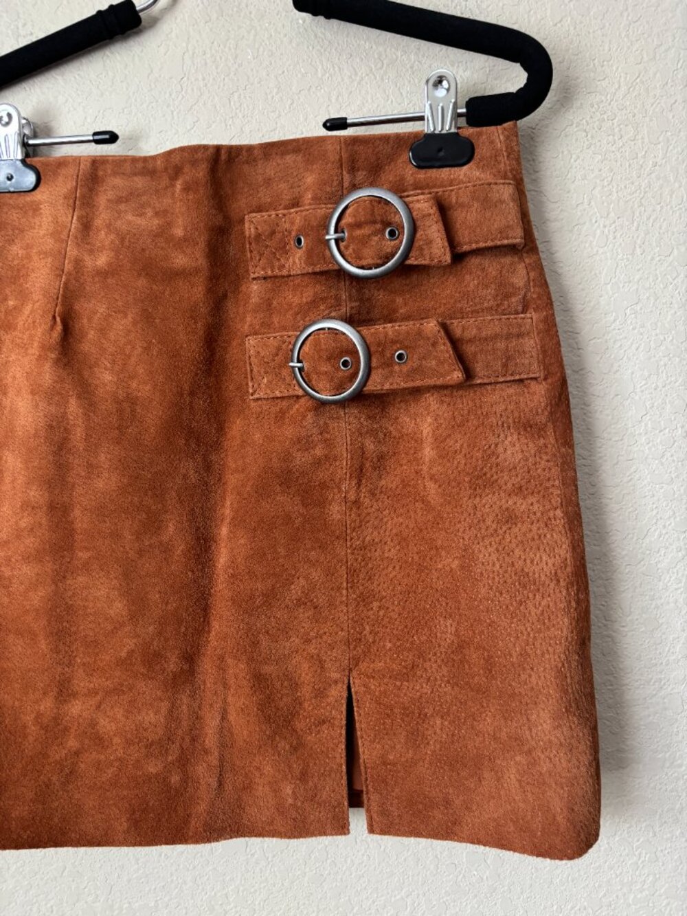 Blank NYC Leather Boho Buckle El Dorado Mini Skirt - Picture 5 of 8